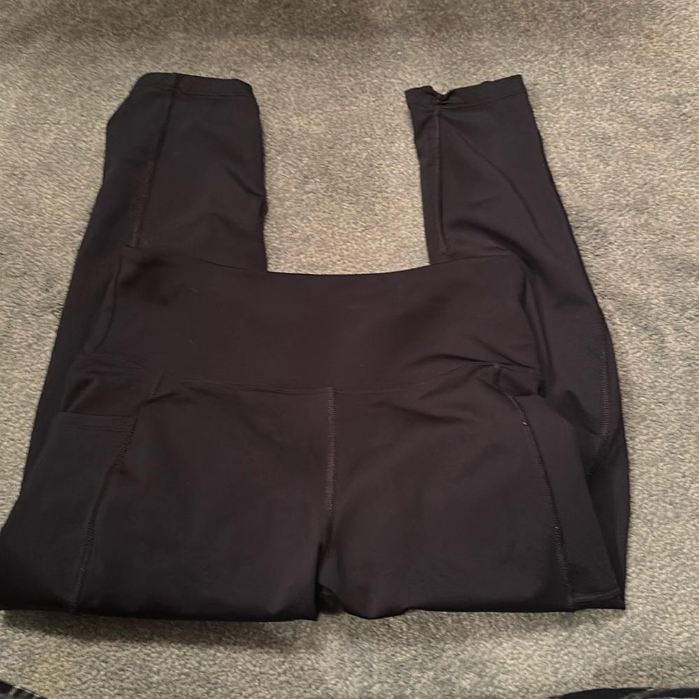 bally cropped leggings
